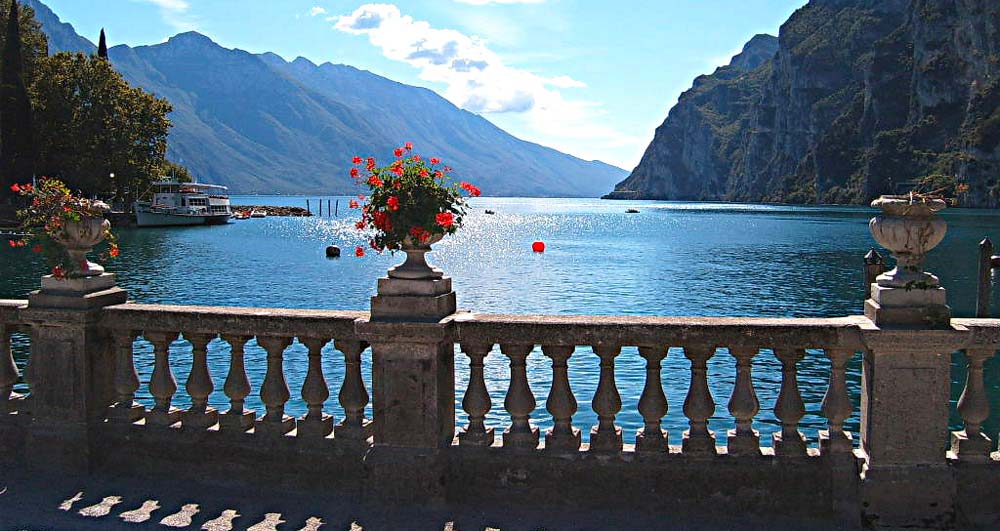 taxi transfer to and from Riva Del Garda