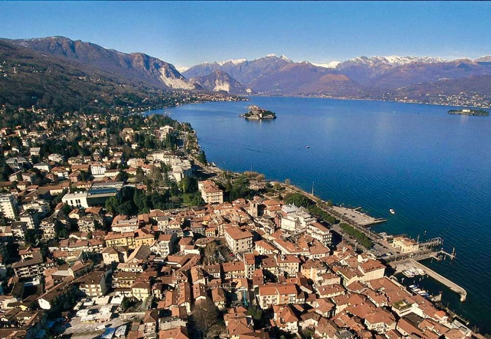 taxi transfer to and from Lake Maggiore Italy
